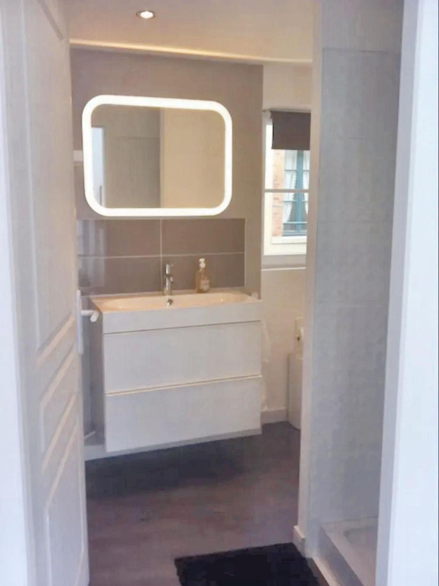 Appartement Moderne A Granville 55 M² Vue Sur Mer エクステリア 写真